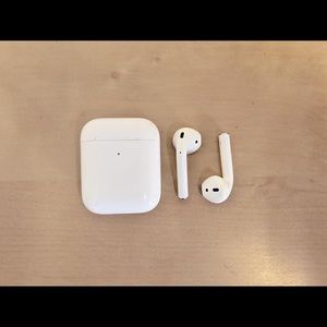 AirPods